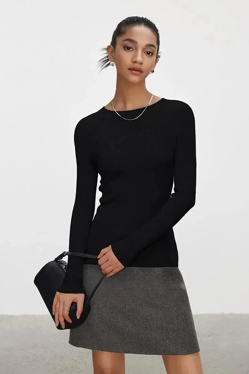 100 Wool Seamless Knit Crewneck Sweater