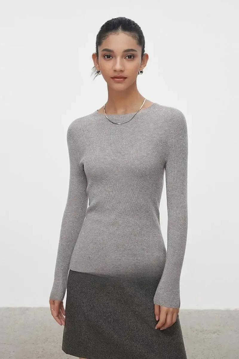 100 Wool Seamless Knit Crewneck Sweater