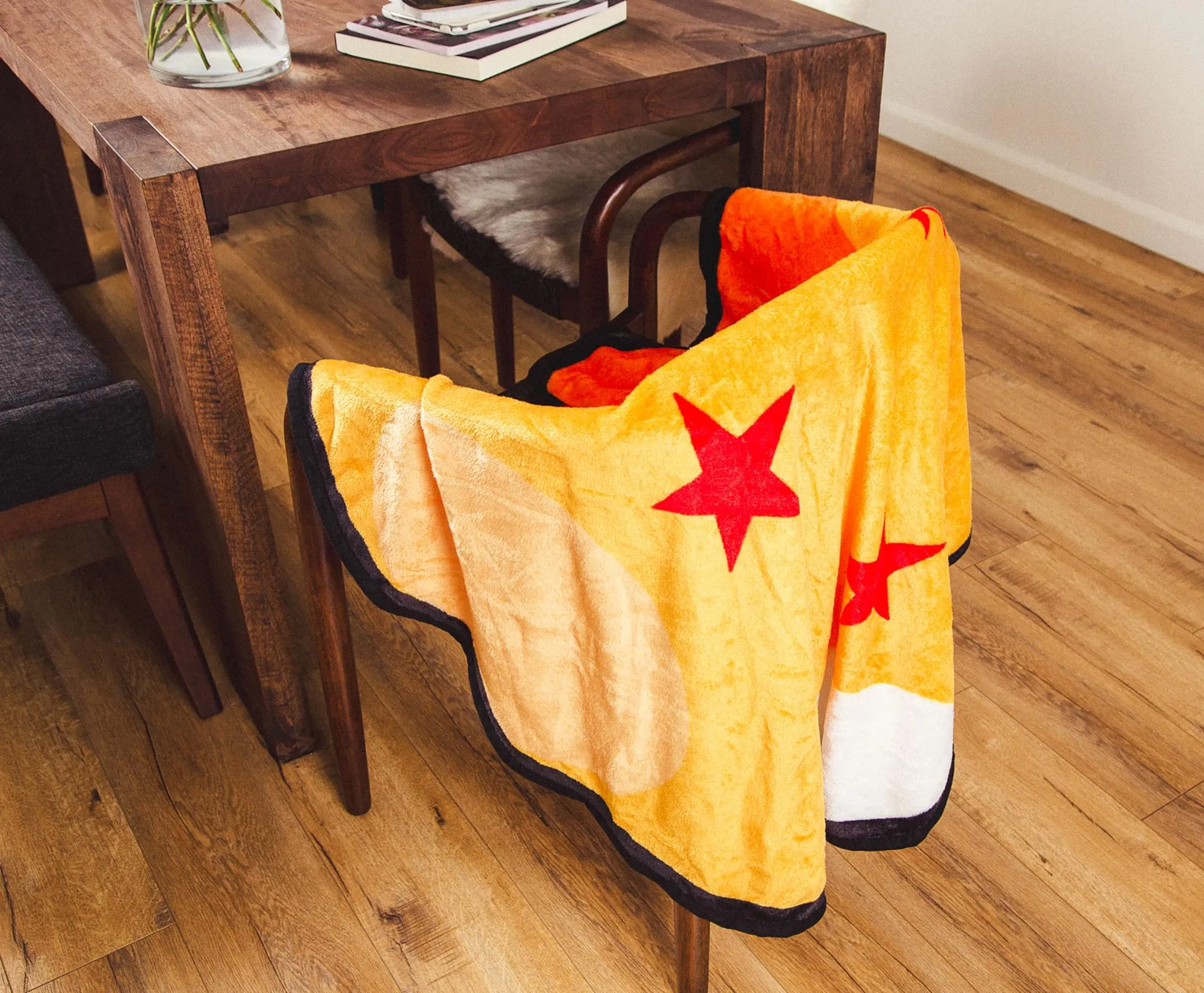 Dragon Ball Z 4-Star Dragon Ball Round Fleece Throw Blanket | 48 Inches