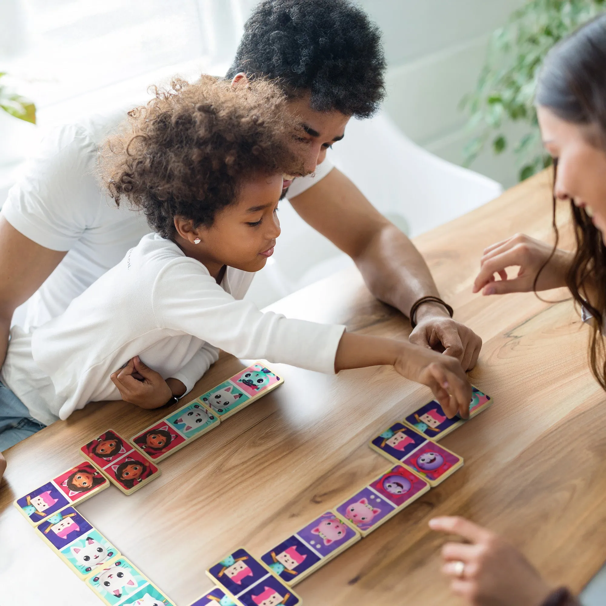 Gabby's Dollhouse Wooden Dominoes - Fun Matching Game for Kids, Durable Wooden Pieces in a Handy Portable Tub