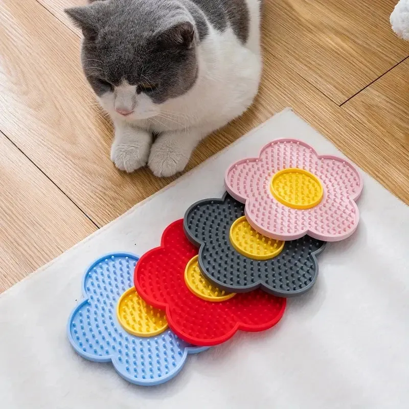 Sunflower Silicone Lick Mat for Cats - Anxiety Relief Feeding Pad with Suction Cups